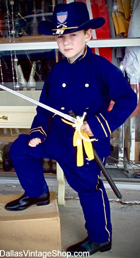 General Grant Civil War Costume: Get this General Grant, Union Officer, Child Civil War Costume is the prefect Children's Historical Period Costume for Children's School Projects, Theatrical or US  Patriotic Historical Character's Costumes. We have Adult Sizes too, at Dallas Vintage Shop.