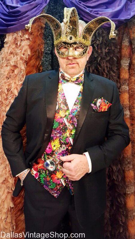 Mens Mardi Gras Attire: "There is absolutely no better place on earth to find Ideas for Men's Mardi Gras Formal Attire, Festive Mardi Gras Themed Outfits & Unlimited Mardi Gras accessories than Dallas Vintage Shop," says owner Jerry Purvis(above).