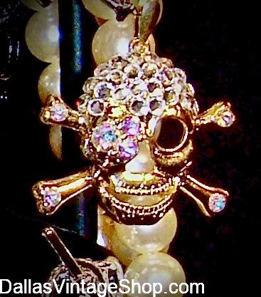 PIRATE LADY JEWELRY & BLING: Get Baroque or Peasant Outfits, Gaudy or Crude, & Pirate Queen & Princesses or Tavern Wench Accessories at Dallas Vintage Shop.