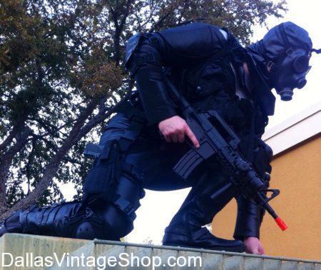 Dallas Vintage Shop Has Lots of Gas Masks and Costumes to Match Them! Gas Masks, COD Gas Mask, Modern Warfare Gas Mask, Halloween Mask, Halloween 2018, Scary Mask