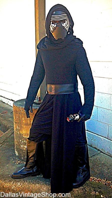 Find Kylo Ren and Other Star Wars Masks and Accessories at Dallas Vintage Shop Kylo Ren Mask, Kylo Ren Helmet, Star Wars Helmets, Star Wars Masks, Adult Star Wars Mask, Best Kylo Ren Helmet