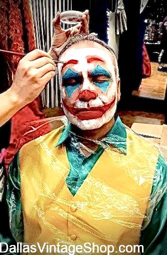 Fan Expo 2026 Dallas: EVENT UPDATES, plus you can get this Joaquin Phoenix, Red Suit Costume from Joker Movie & Joker: Folie à Deux. We have all the DC & Marvel Characters at Dallas Vintage Shop.