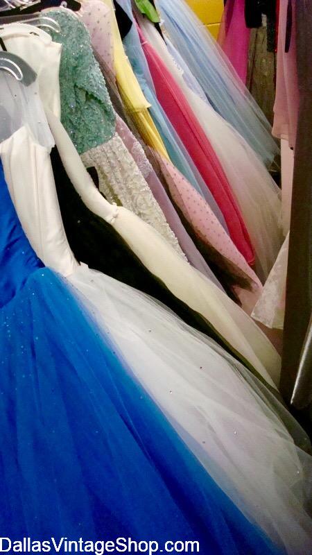 JUNK GYPSY PROM UPDATE: We have the Info you Need. When? March 21, 2026. Details & Prom Outfits like those shown here are HERE at Dallas Vintage shop. JUNK GYPSY PROM UPDATE: When? March 21, 2026. Details & Prom Outfits are HERE at Dallas Vintage shop.